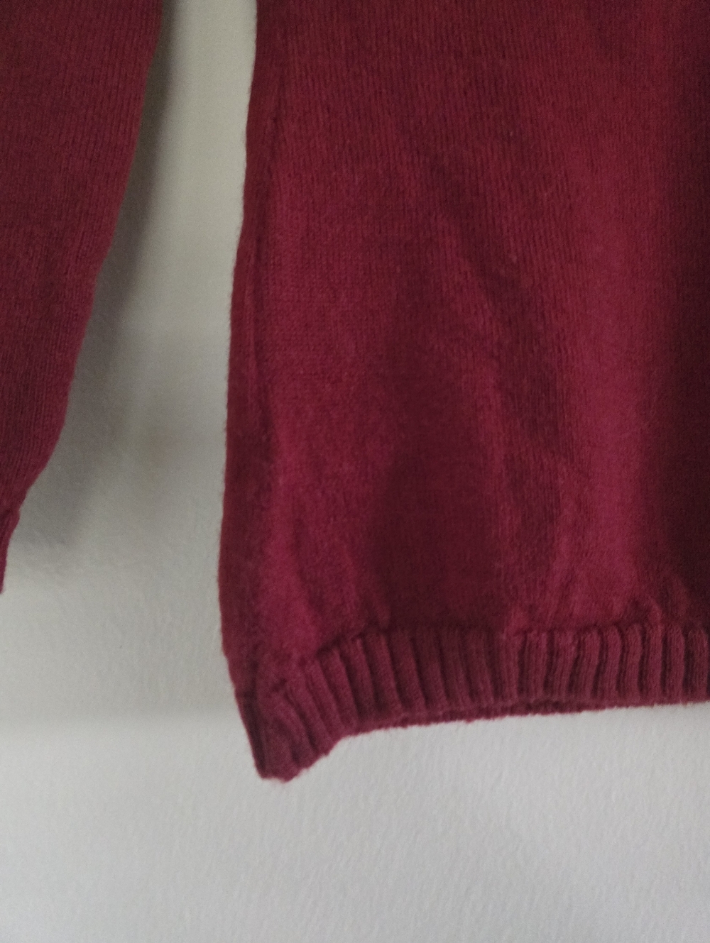 Burberry Blue Label Japanese Wool Burgundy V-Neck Sweater Nova Check Trim Rare - Picture 11 of 12